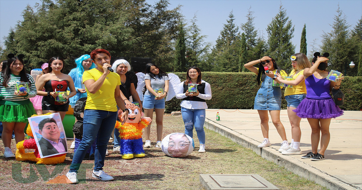 Convivencia Como Parte del Cierre Simbólico de su Formación Académica.