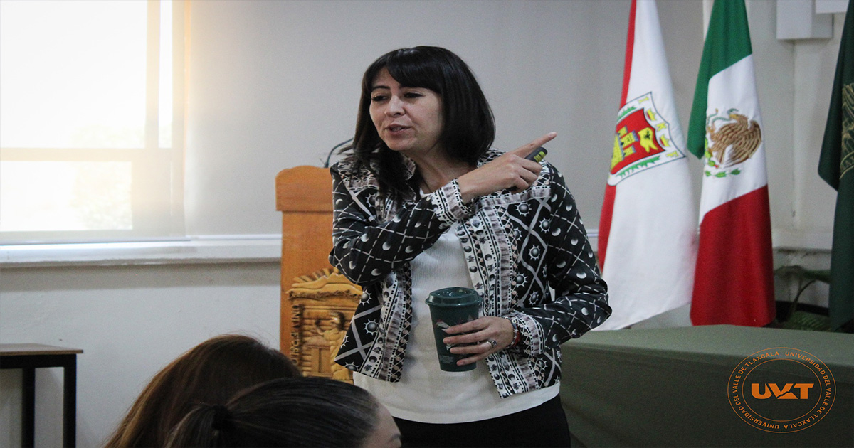 Conmemoración del Día de las Lenguas (inglés y español)