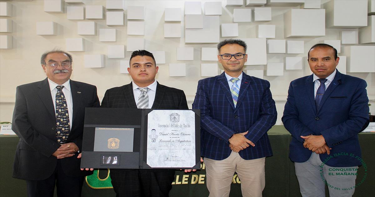 Titulados del mes de junio