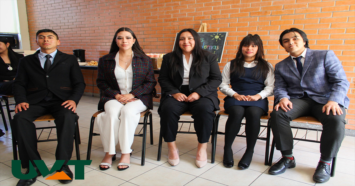 Creatividad y negocios: Estudiantes UVT de Lenguas Modernas presentan proyectos finales