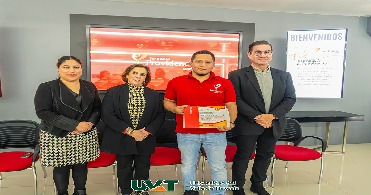 Educación con sentido humano: UVT celebra a egresados del programa ‘Todos a la Prepa