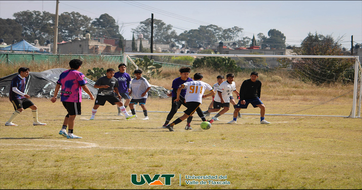 Más allá del aula: talleres que forman líderes en la UVT