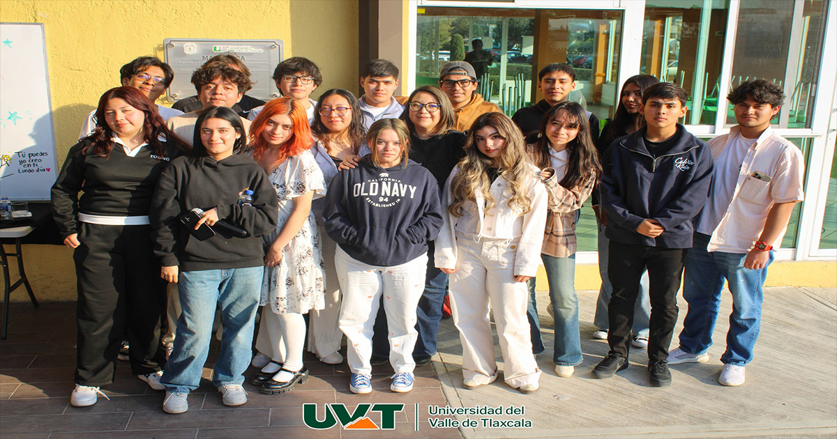 UVT se llena de humor con stand up estudiantil